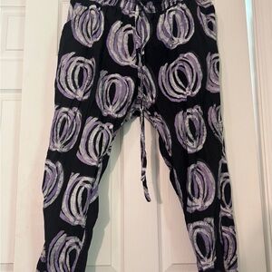 Stylish Black and Purple Patterned Bottoms